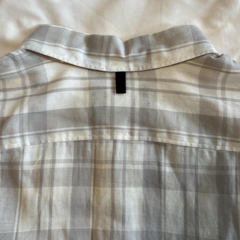rag & bone
Classic Fit
Medium - Picture 5 of 5